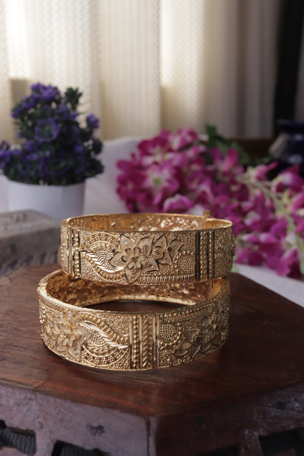 Traditional Design handcrafted Gold Plated Bangles 60204